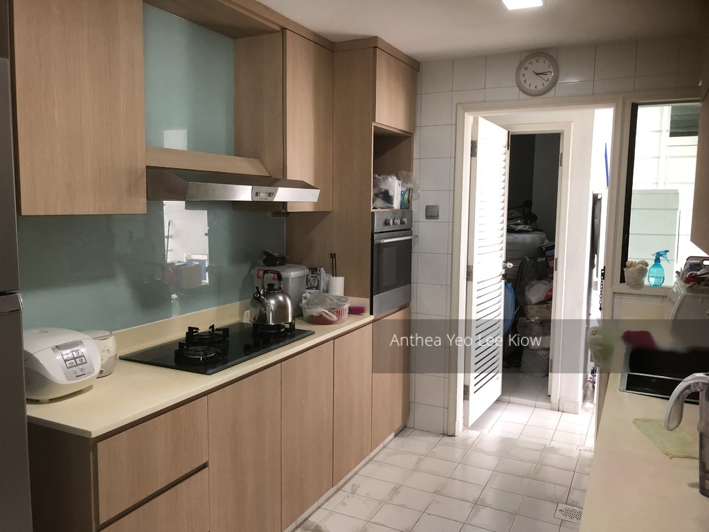 The Regalia thumbnail photo